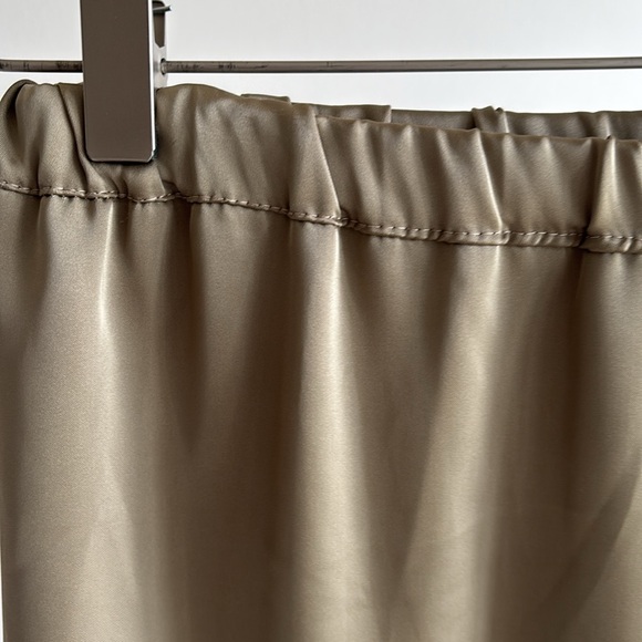 ✨Effortless Elegance Pull on Skirt in Motion - Picture 5 of 9